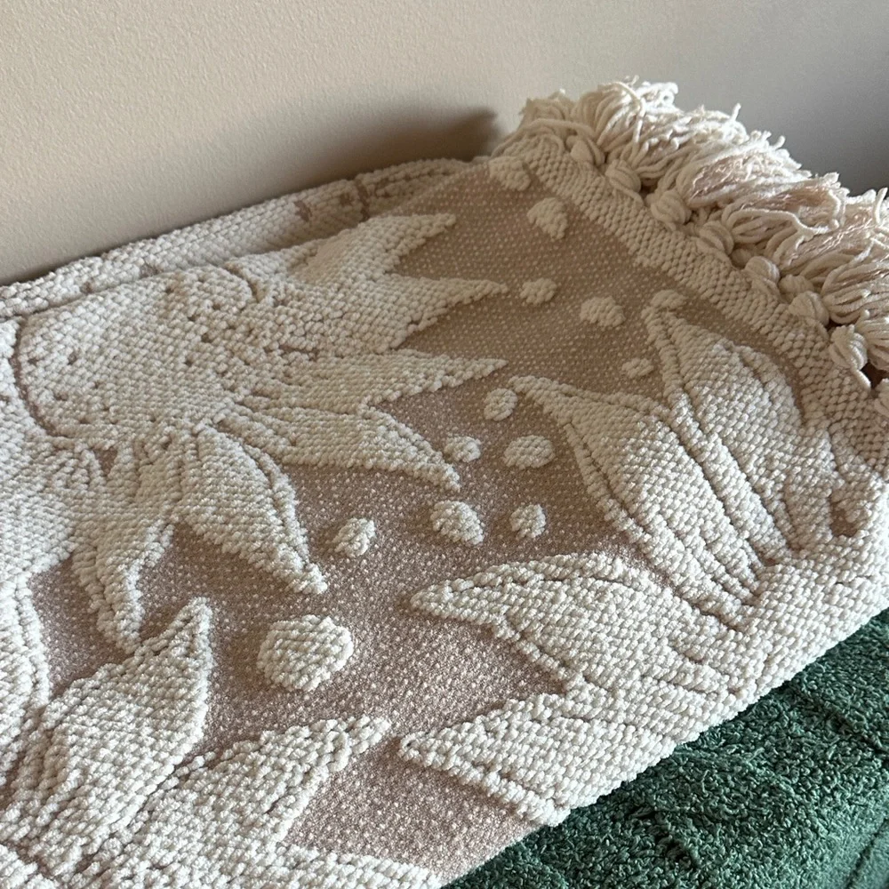 Martha Stewart Ivory & Beige Chenille Sunflower 🌻 Throw Blanket NEW!